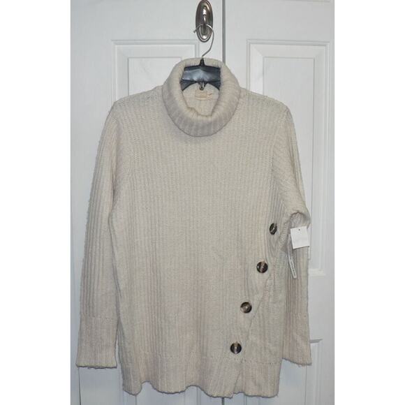 Cloth By Design Side Button Detail Turtleneck Sweater Pearl Essence Medium $49 - Picture 1 of 3